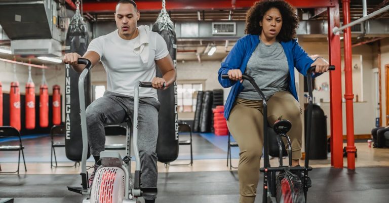 optimiza tu rendimiento en ciclismo con consejos y técnicas efectivas. descubre cómo mejorar tu resistencia, velocidad y estrategia para llevar tu pasión por el ciclismo al siguiente nivel.