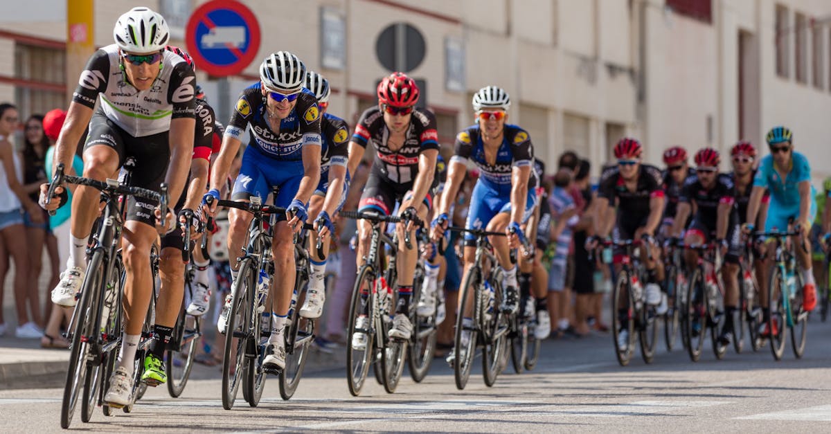 descubre el apasionante mundo del ciclismo, donde la velocidad y la aventura se encuentran. explora rutas, consejos y todo lo necesario para disfrutar al máximo de este emocionante deporte sobre dos ruedas.