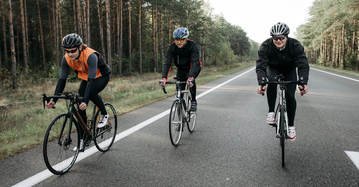 mejora tu rendimiento en ciclismo con consejos y técnicas efectivas. descubre cómo optimizar tu entrenamiento, aumentar tu resistencia y alcanzar tus objetivos en las rutas.