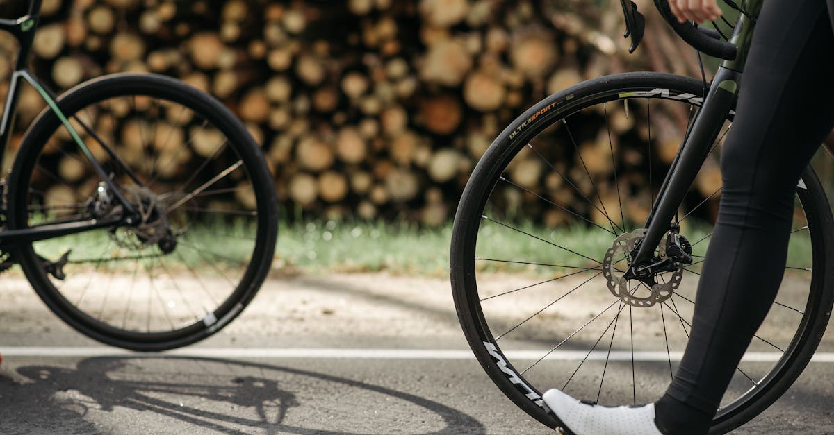 descubre cómo mejorar tu velocidad en bicicleta con consejos prácticos, técnicas efectivas y entrenamientos específicos. aumenta tu rendimiento y disfruta del ciclismo al máximo.